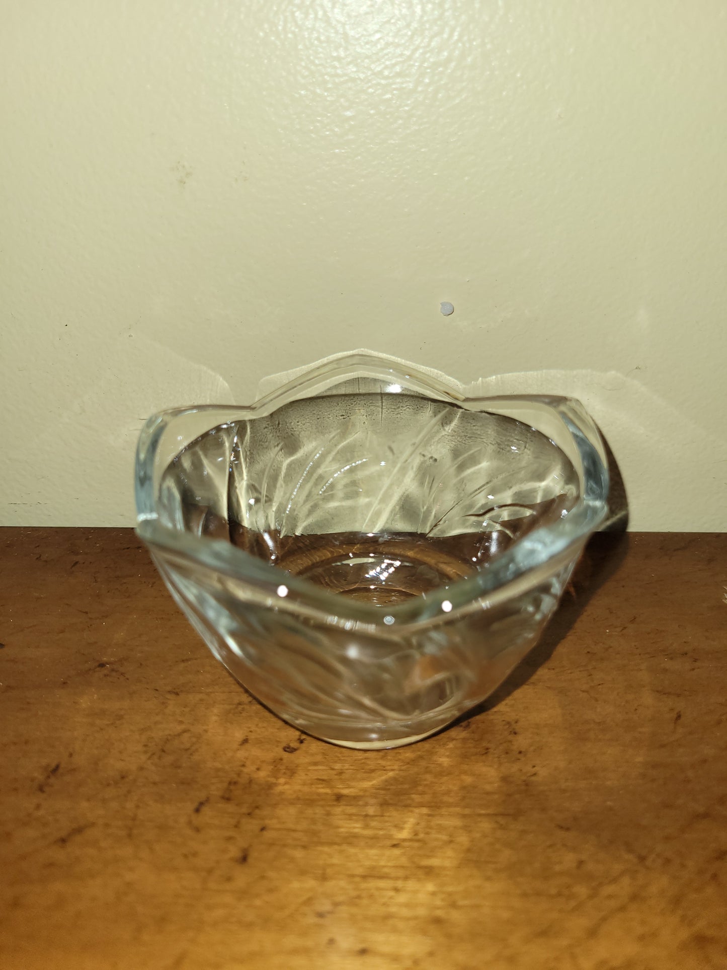 Clear Tulip Container