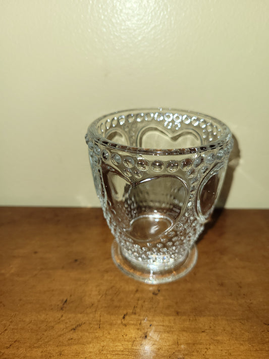 Cleat Glass Heart Accent Container